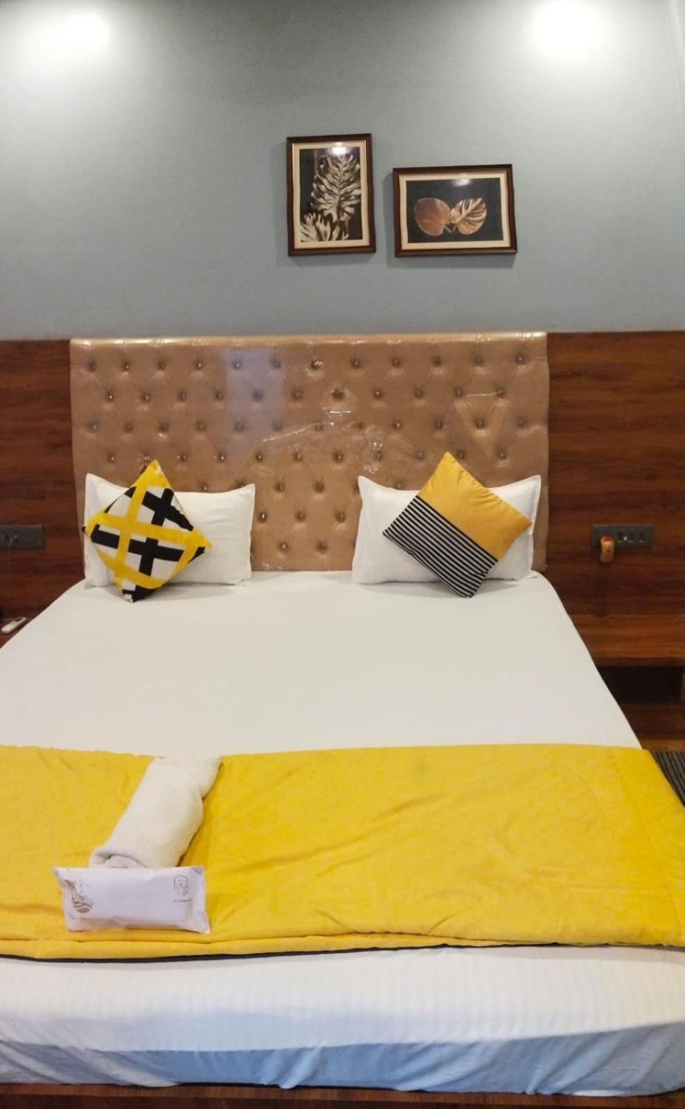 The Promise Hotel And Resort Tajpur Номер фото